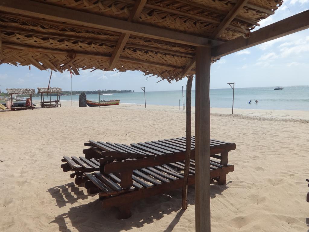 Neem Beach House Trincomalee Exterior foto