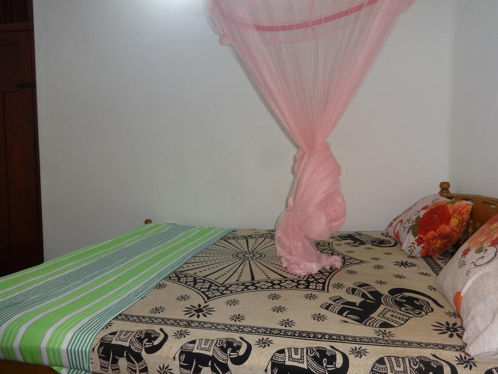 Neem Beach House Trincomalee Exterior foto